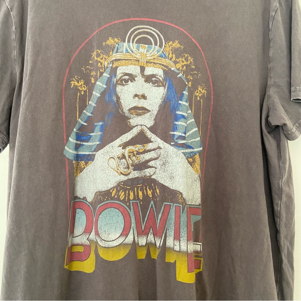 David Bowie Pharaoh Graphic T-Shirt Size XL Band Music Gray Faded Retro Rock - Picture 4 of 8